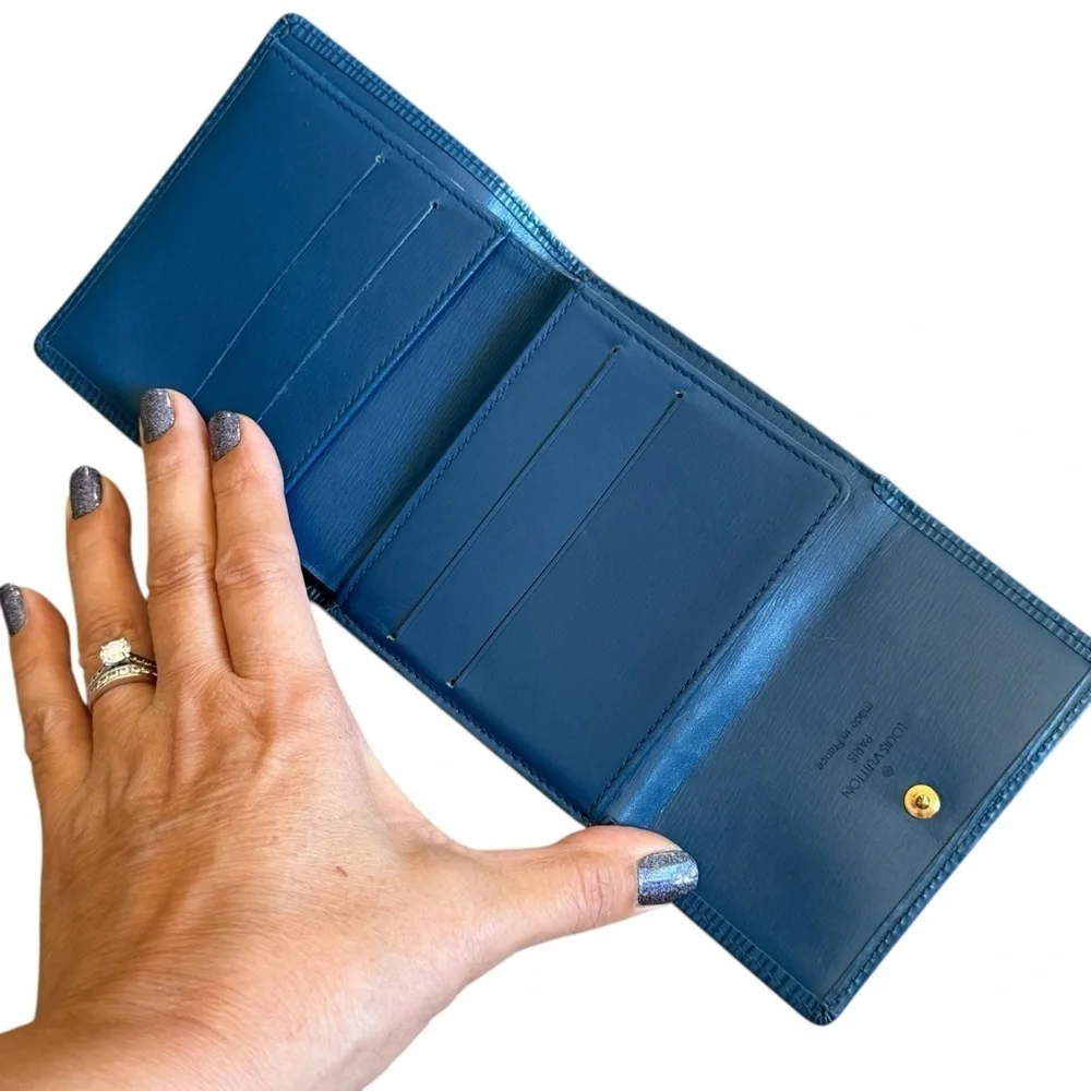 Louis Vuitton Blue Epi Elise Wallet 2007 VGUC